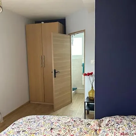 Jolie Chez Helene Проживание в семье